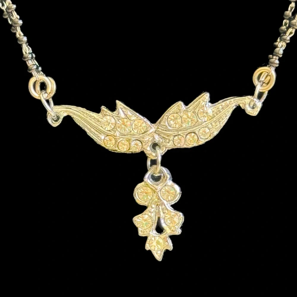 💎Elegant Black Beaded chain with Silver with Crystal Accents - Picture 2 of 4